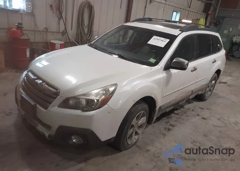 2014 Subaru Outback 2.5I Limited z USA, uszkodzony, nr VIN 4S4BRBPC1E3242596